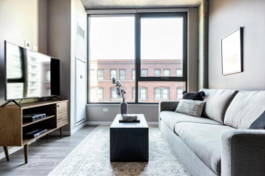 W Loop 1BR w Gym Pool nr Fulton Mkt CHI-289